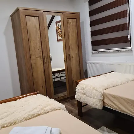 Apartman Silvija Otocac Exterior photo
